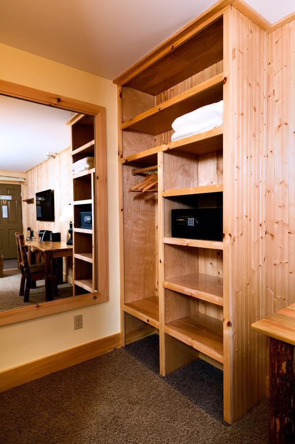 Adirondack Spruce Lodge