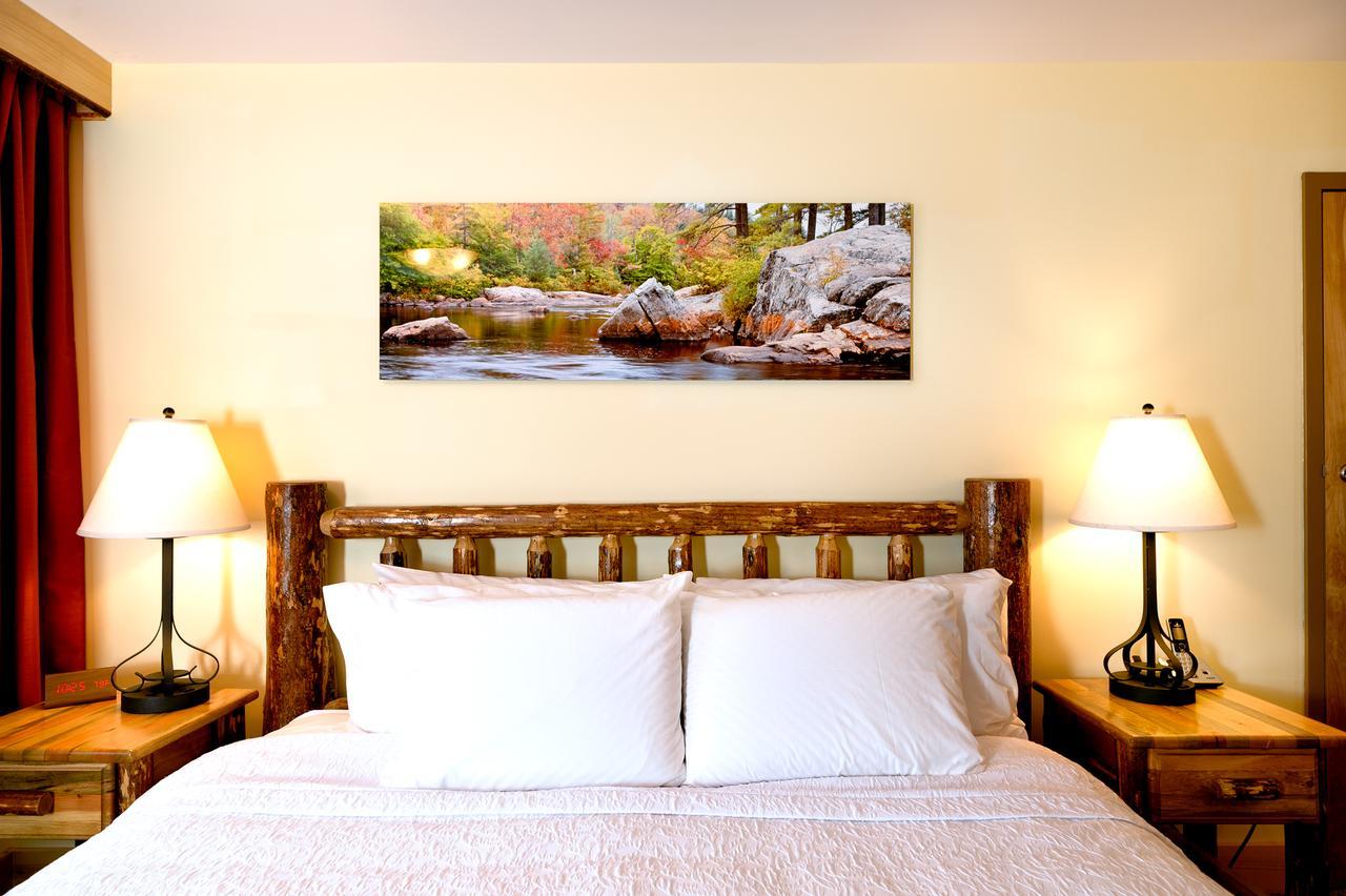 Lodge Adirondack Spruce *